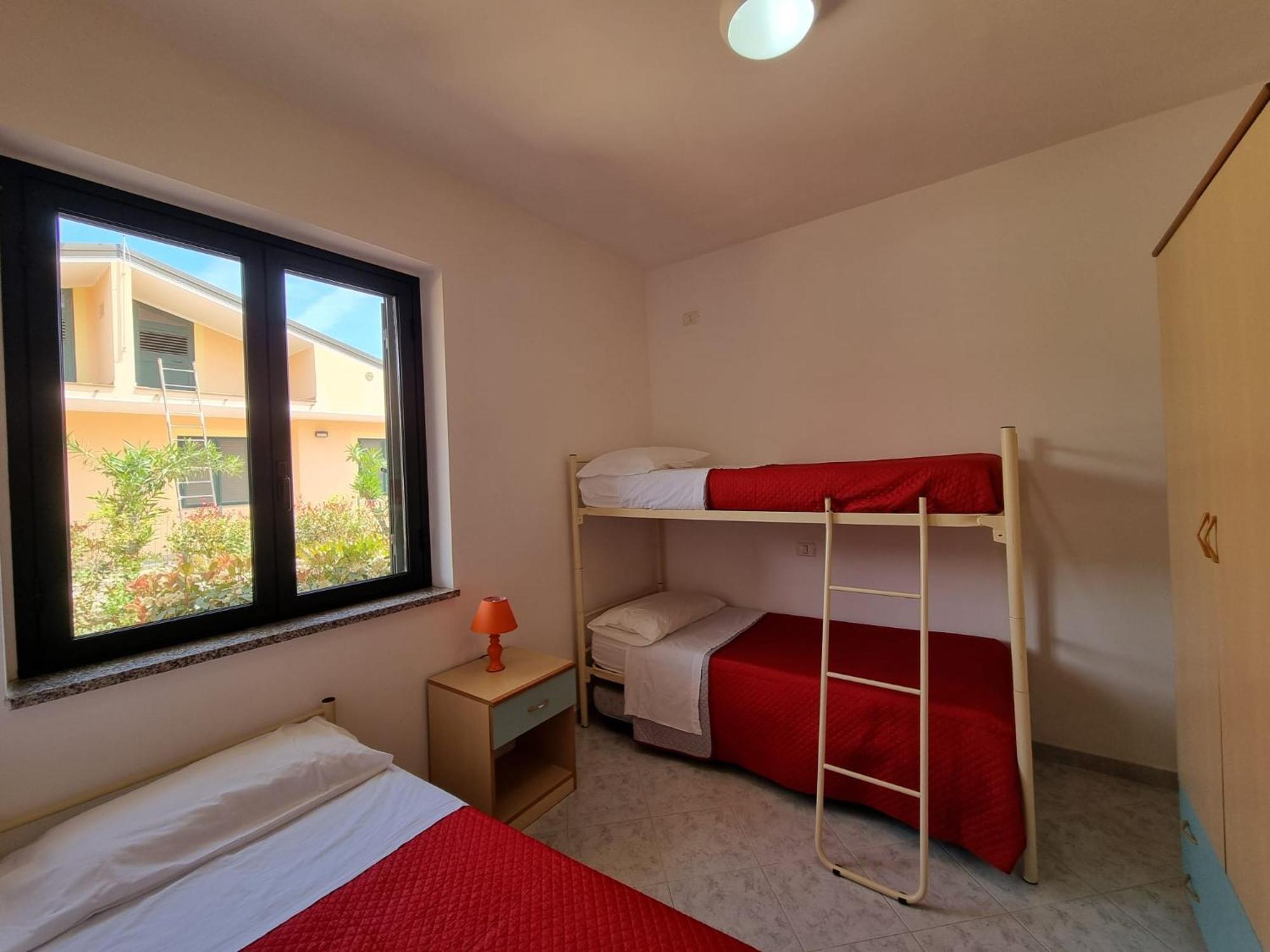 Villaggio Camping Lungomare Кропані Екстер'єр фото