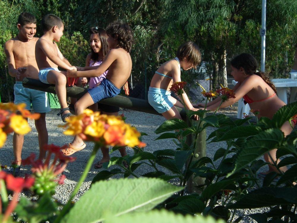 Villaggio Camping Lungomare Кропані Екстер'єр фото