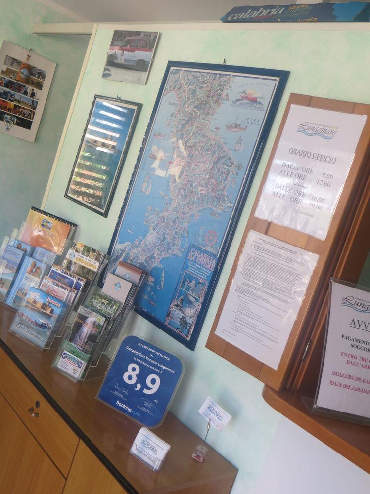 Villaggio Camping Lungomare Кропані Екстер'єр фото