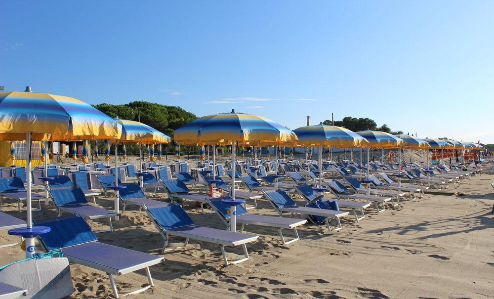 Villaggio Camping Lungomare Кропані Екстер'єр фото