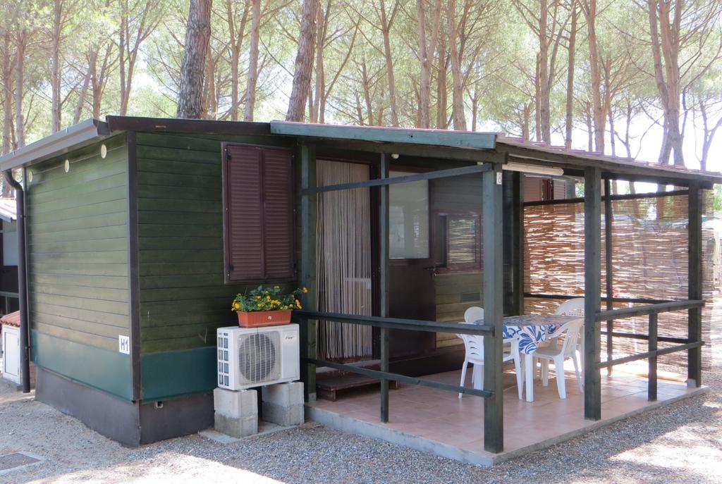 Villaggio Camping Lungomare Кропані Екстер'єр фото