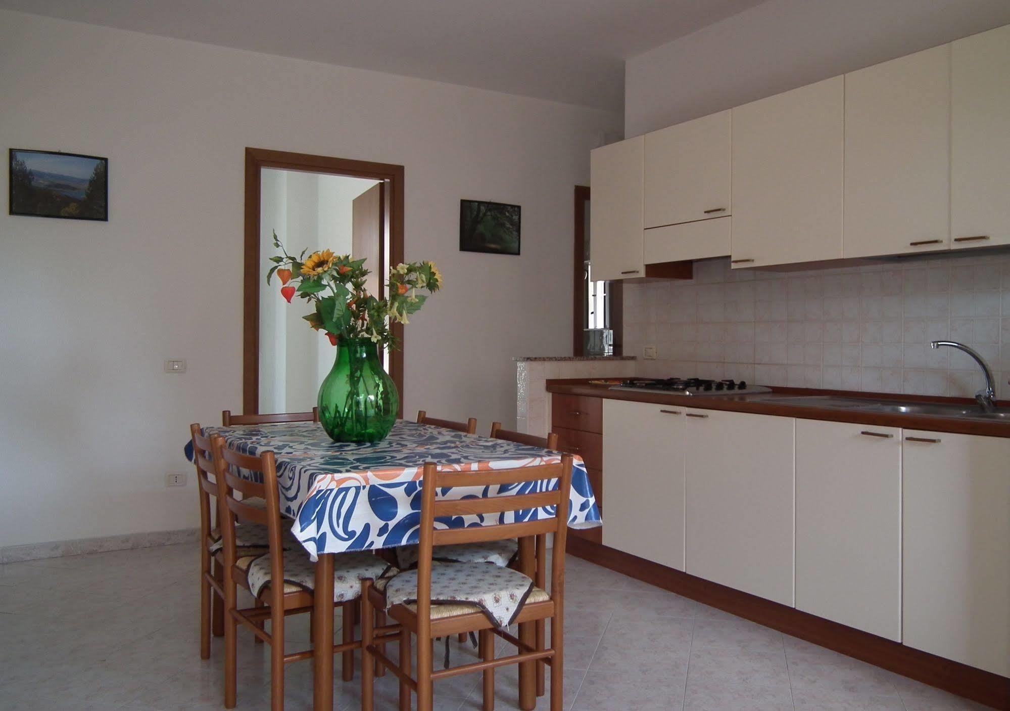 Villaggio Camping Lungomare Кропані Екстер'єр фото